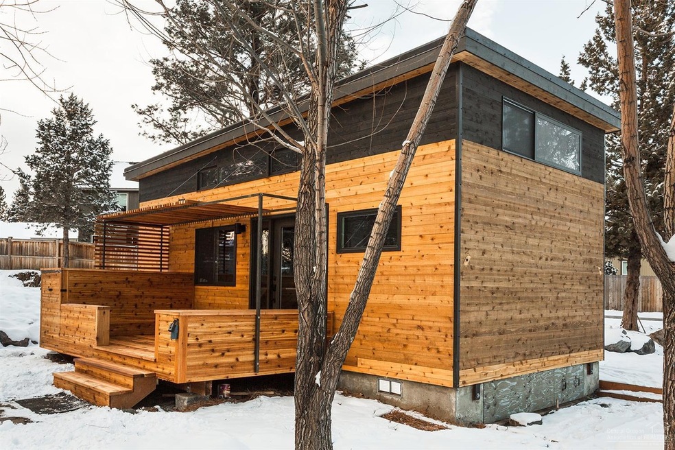 61304 SE Wizard Ln unit 5, Bend, OR 97702 - photo 1