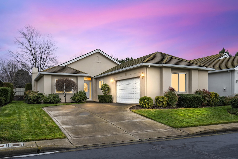 1_ 703 summerwood drive - 01