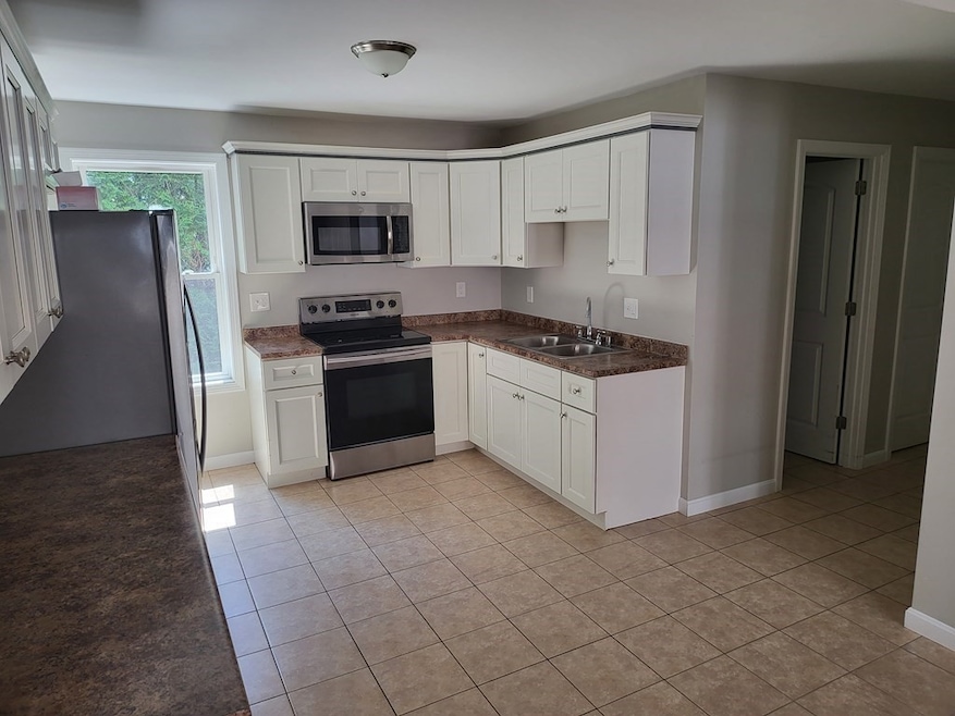 53 Moore St unit 1, Chicopee, MA 01013 - photo 1