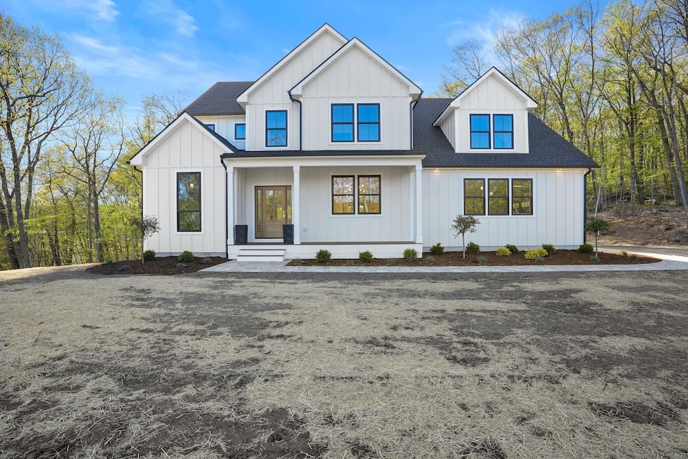 Sold $1,215,000 • Co-Listing Agent