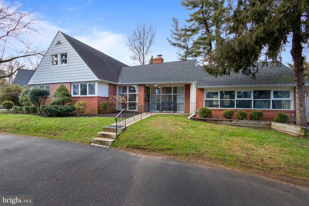 501 Bethlehem Pike, Glenside, PA 19038 - photo 1