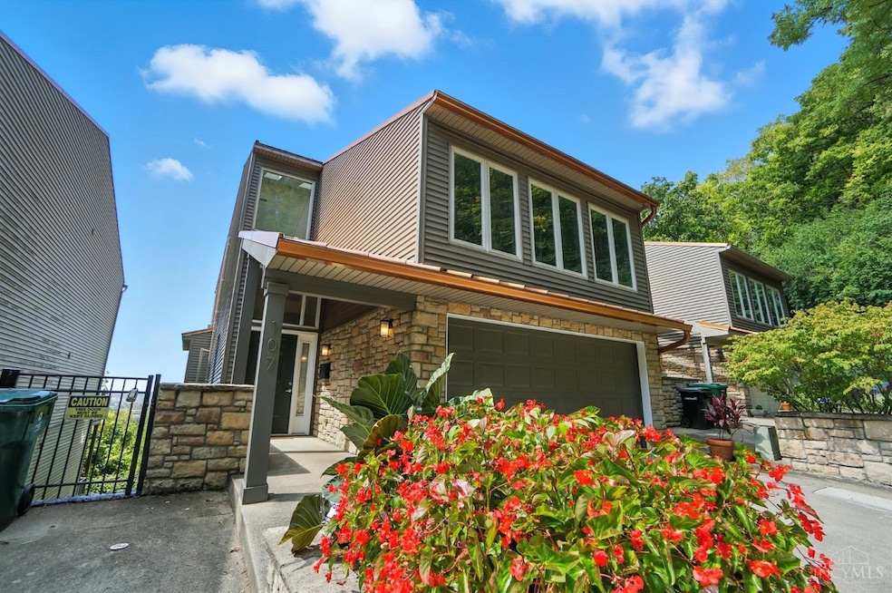 Pending $775,000 • Co-Listing Agent