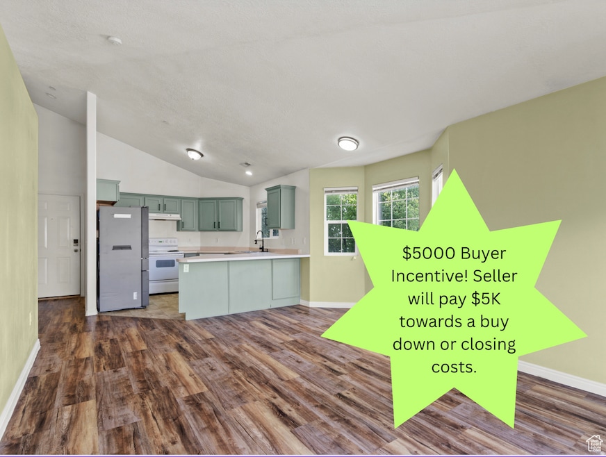 2119 N Aurora Way unit F, Saratoga Springs, UT 84045 - photo 1