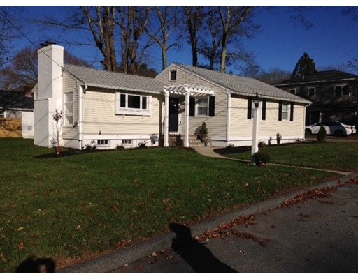 11 Idlewood Ave, North Dartmouth, MA 02747 - photo 1