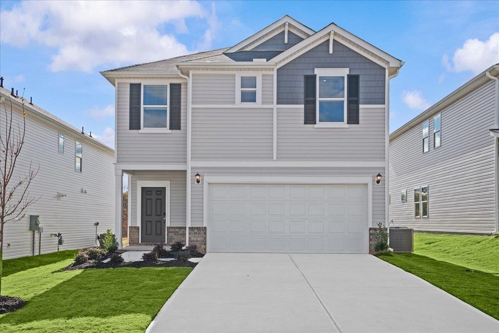 667 Cozy Bluff Rd, Spartanburg, SC 29301 - photo 1