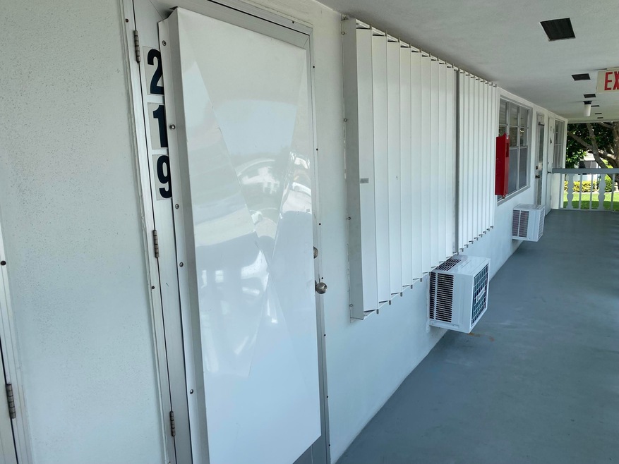 219 Windsor J unit 219, West Palm Beach, FL 33417 - photo 1