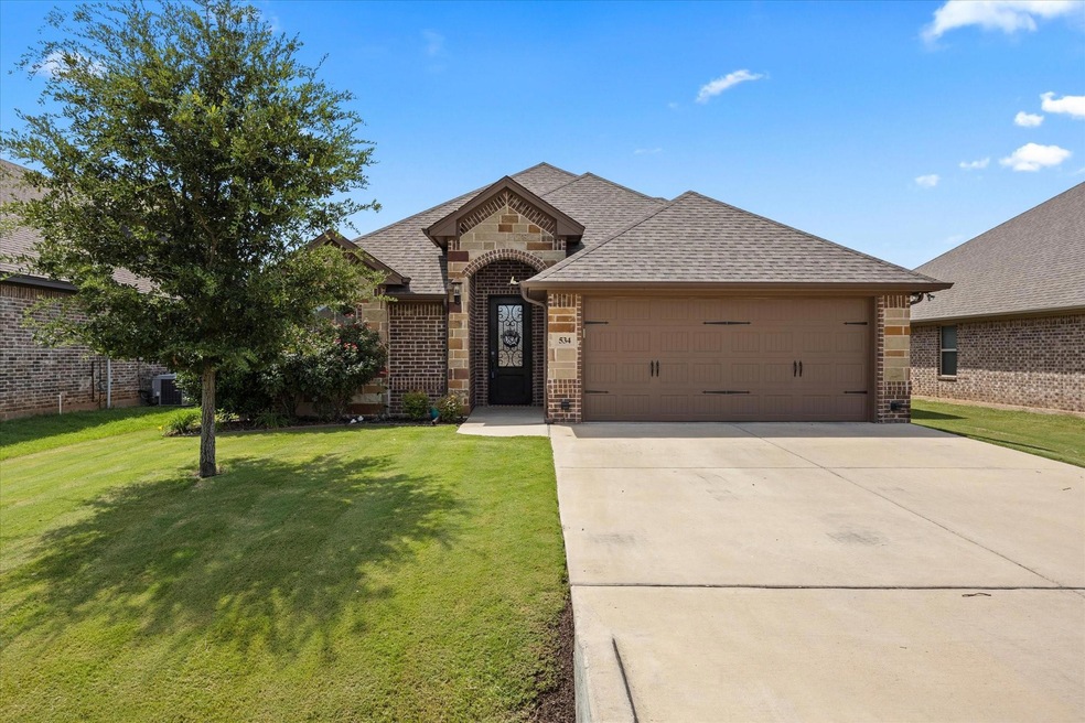 534 Clearwater Place, Granbury, TX 76049 - photo 1