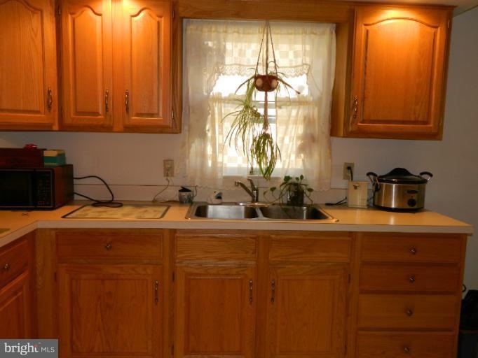 86 Corporal Ce Bailey Rd, Hedgesville, WV 25427 - photo 1