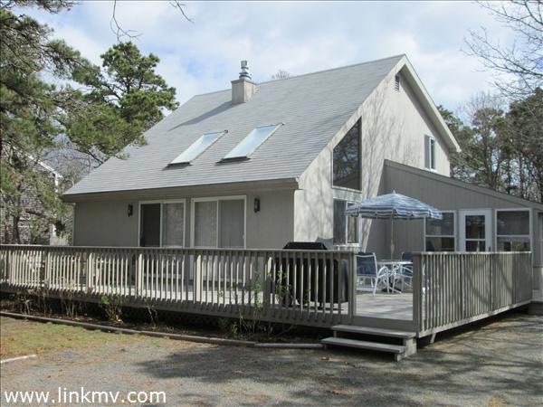 13 Vickers St, Edgartown, MA 02539 - photo 1