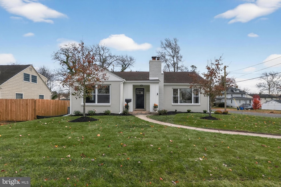 135 Mount Vernon Ave, Laurel Springs, NJ 08021 - photo 1