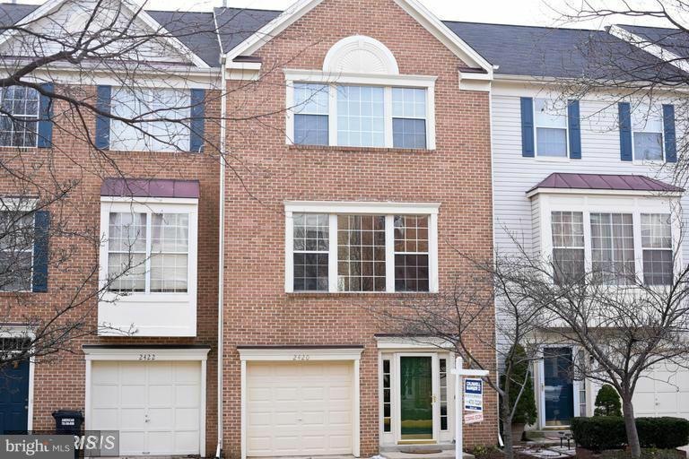 2420 Clover Field Cir, Herndon, VA 20171 - photo 1