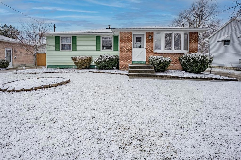 72 Dale Dr, North Tonawanda, NY 14120 - photo 1