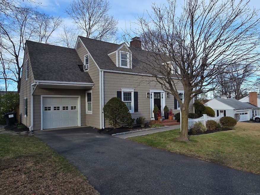 15 Ezra Rd, Danbury, CT 06811 - photo 1