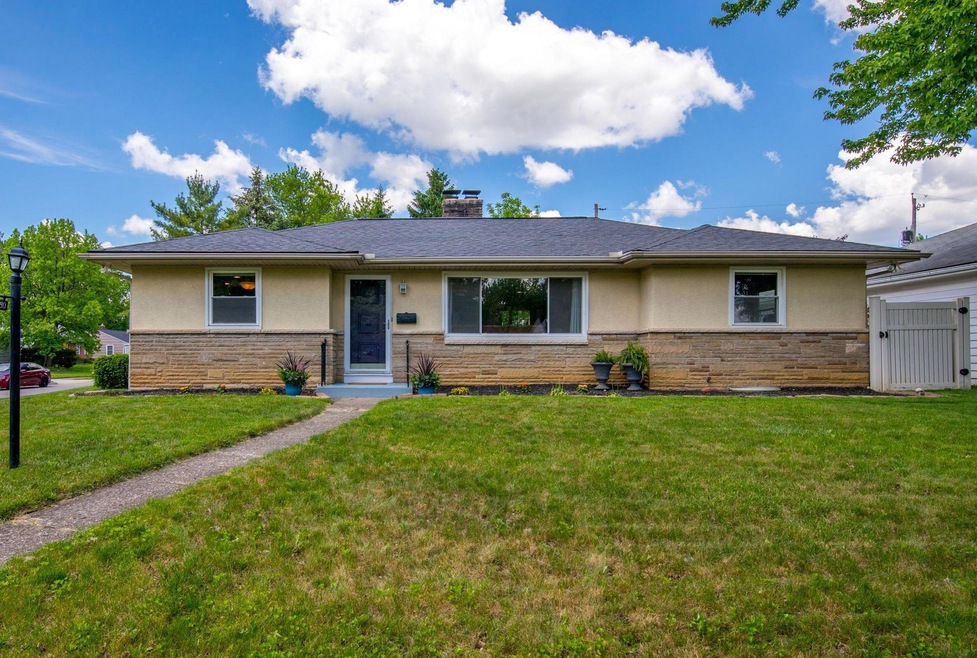 Welcome to 2880 Astove Ave!