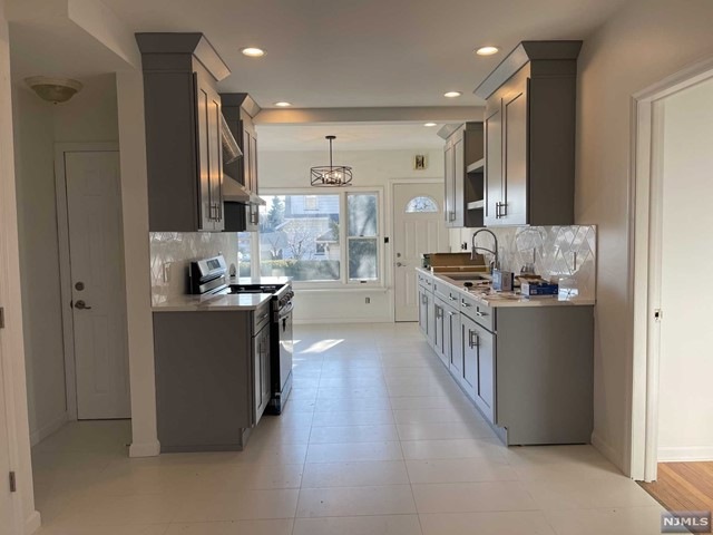 143 W 2nd St unit 1, Clifton, NJ 07011 - photo 1