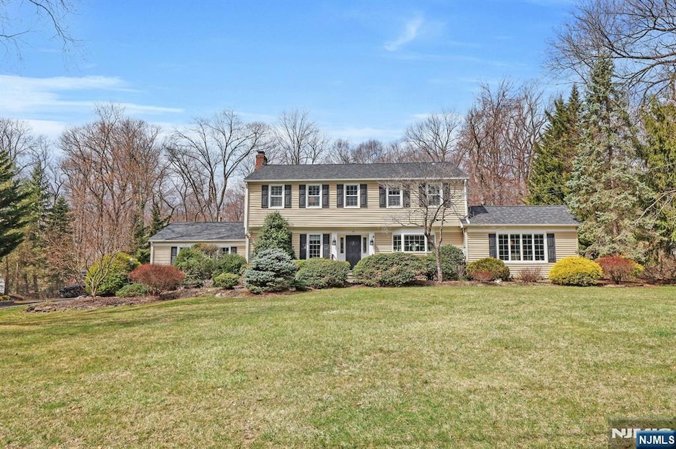 16 Shield Dr, Woodcliff Lake, NJ 07677 - photo 1