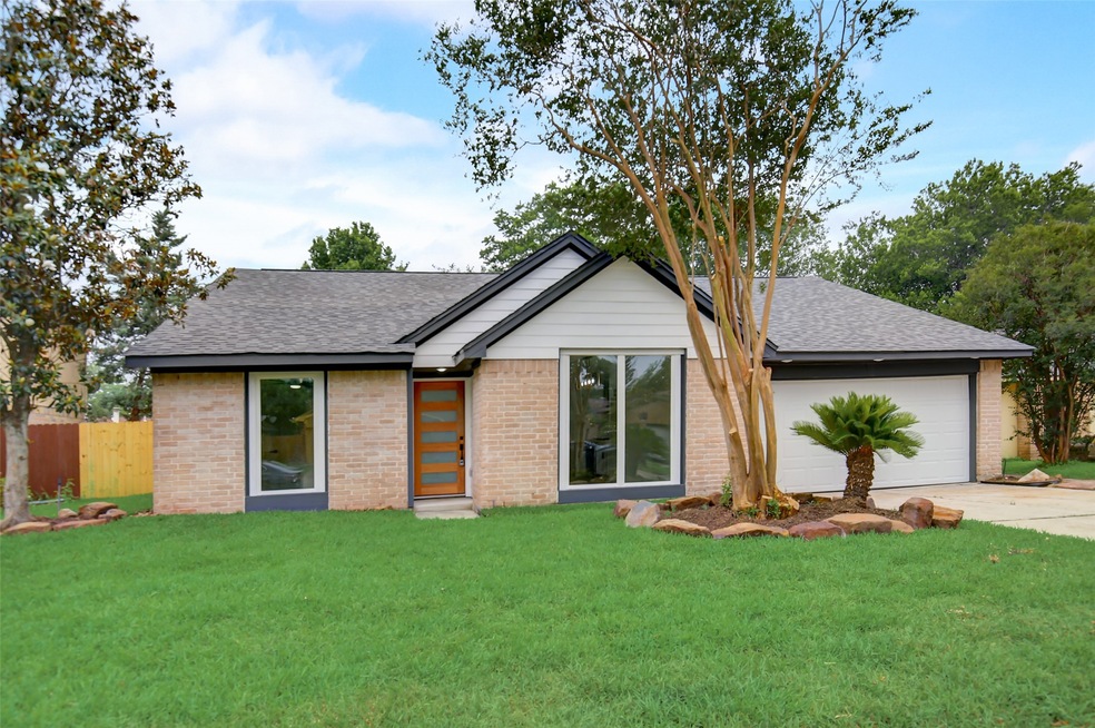 10523 Canyoncrest Ln, Houston, TX 77086 - photo 1