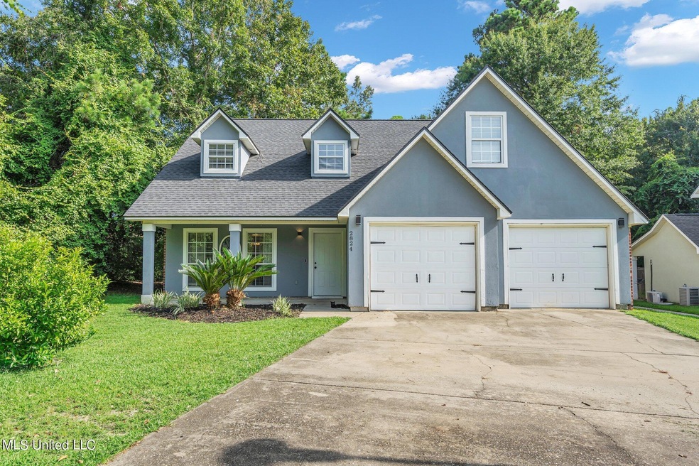 1-web-or-mls-2824 Villa Venezia Ct 1