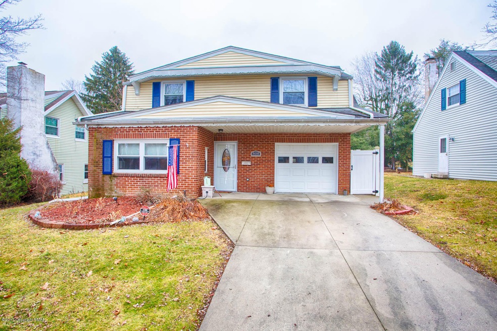 808 Fernwood St, Emmaus, PA 18049 - photo 1