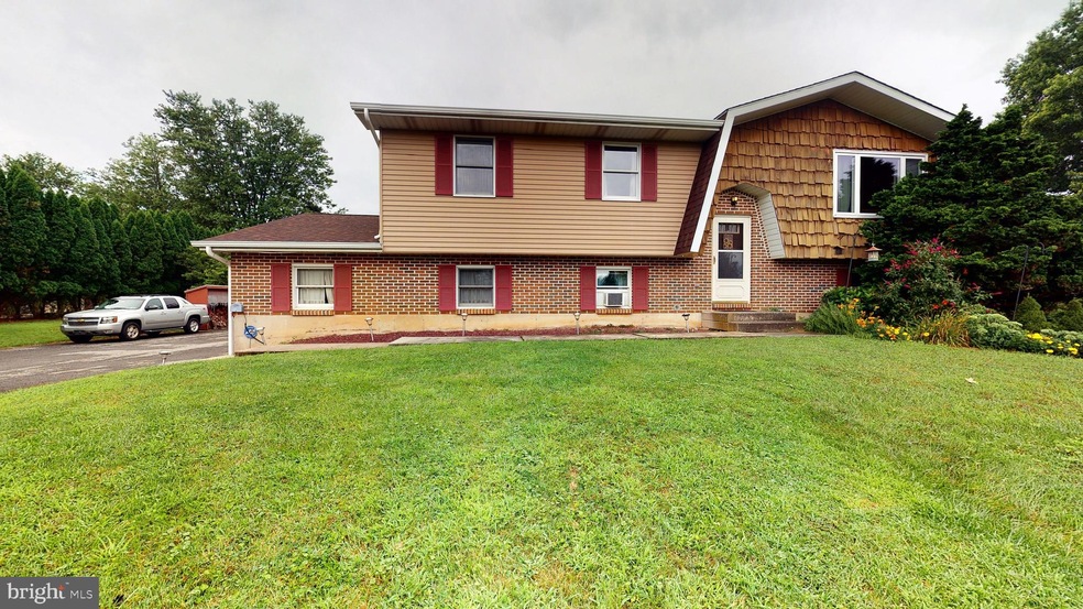 6245 Mountain Rd, Macungie, PA 18062 - photo 1