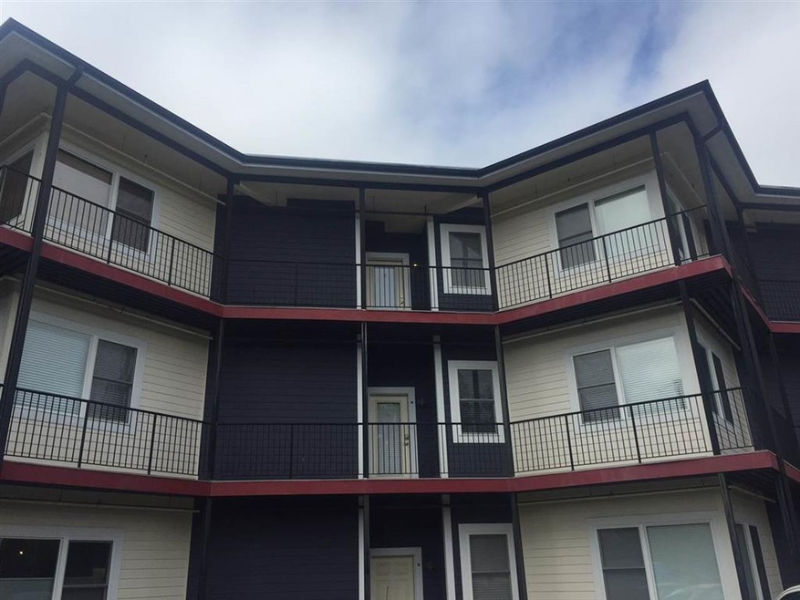 215 5th St SW, Charlottesville, VA 22903 - photo 1