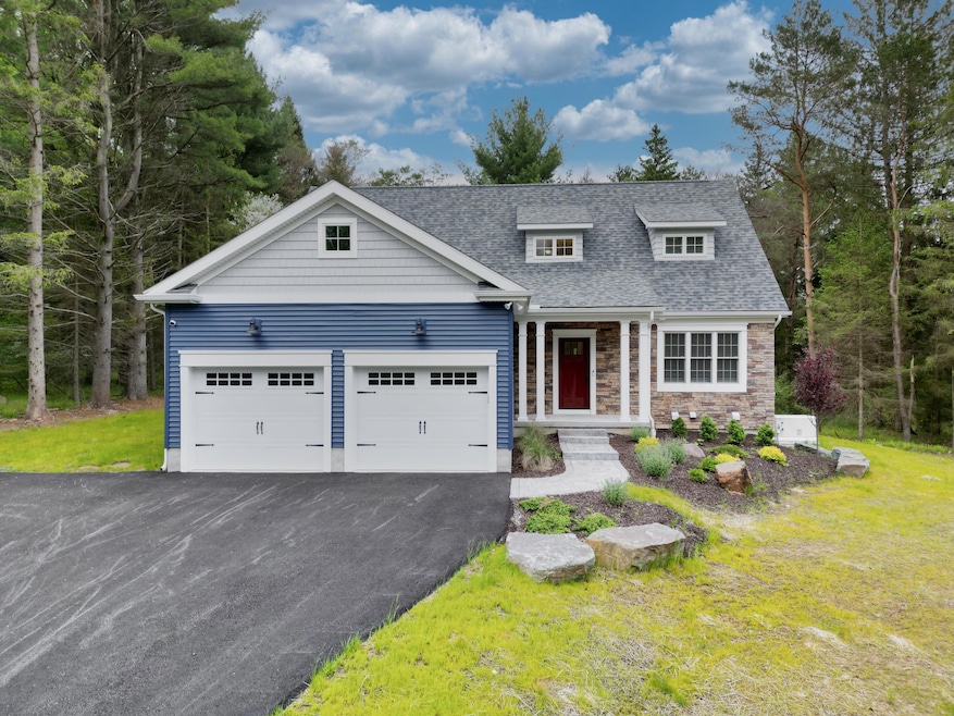 210 Canterbury Cir, Blakeslee, PA 18610 - photo 1