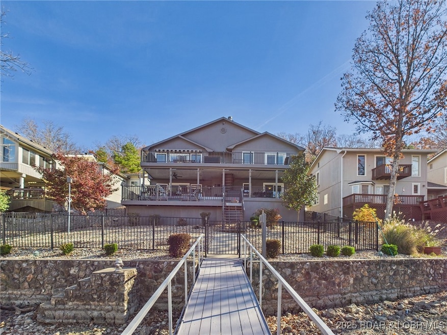 637 Castle Garden Rd, Sunrise Beach, MO 65079 - photo 1