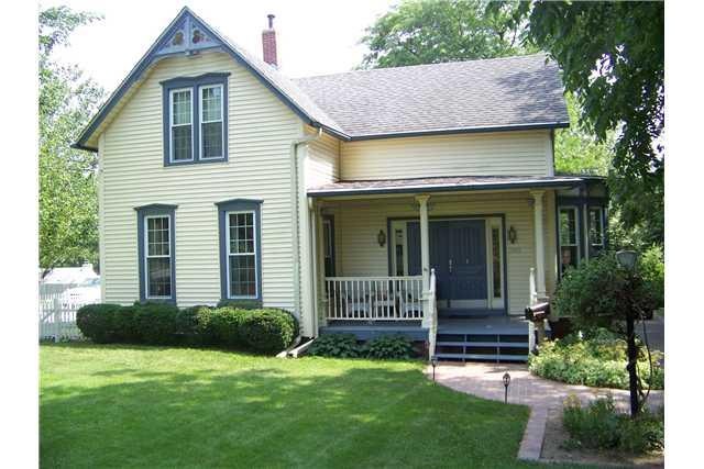 2915 Guthrie Ave, Des Moines, IA 50317 - photo 1