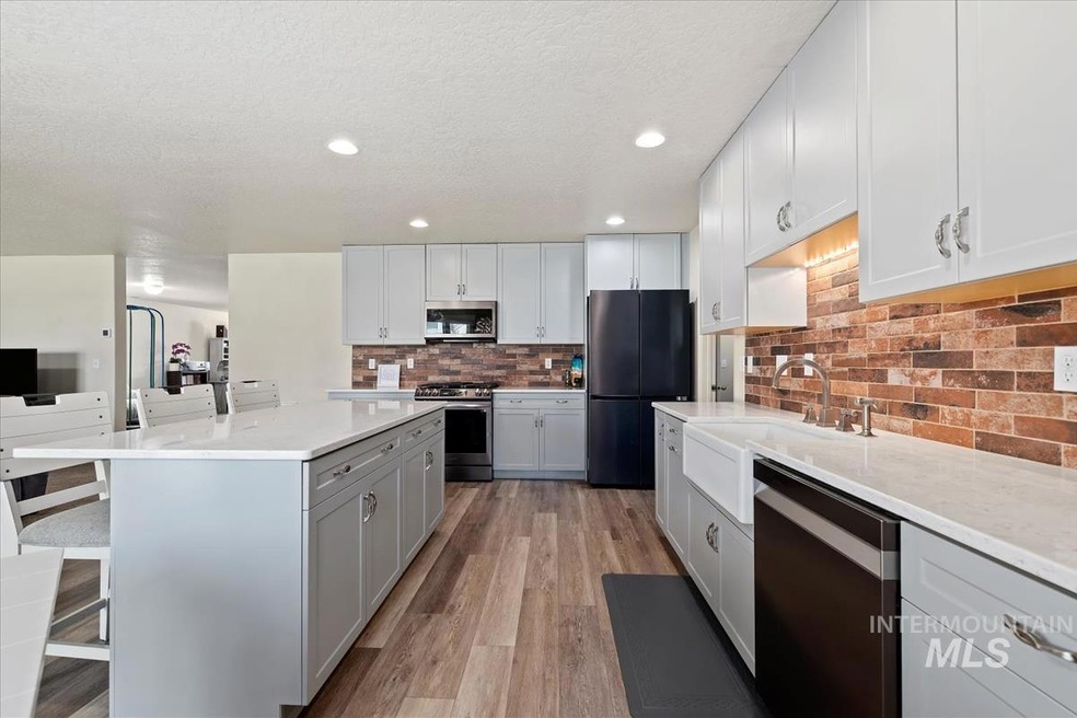 Sold • Co-Listing Agent