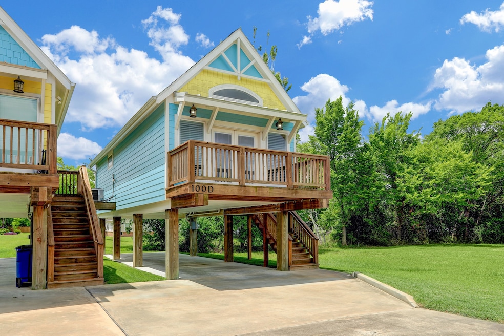 100 Grove Rd unit D, Kemah, TX 77565 - photo 1