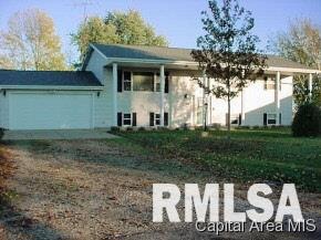 31 Maple Ct, Galesburg, IL 61401 - photo 1