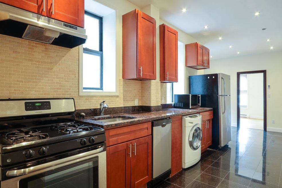 931 Amsterdam Ave unit 5-S, New York, NY 10025 - photo 1