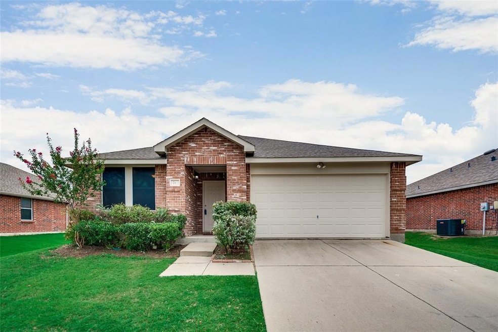 716 Rainsville Dr, Wylie, TX 75098 - photo 1