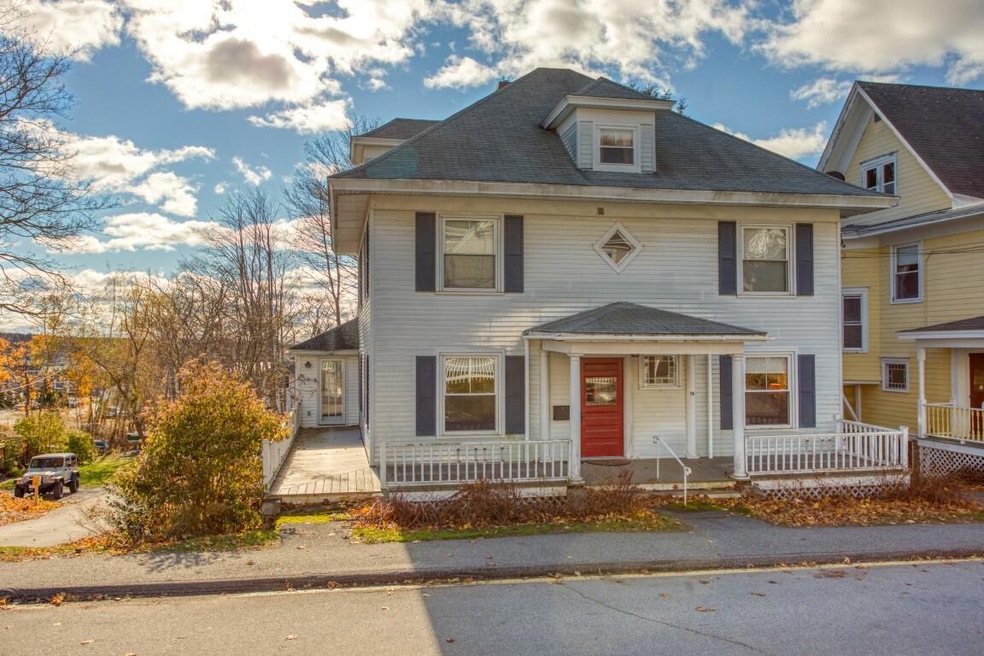 16 West St, Boothbay Harbor, ME 04538 - photo 1