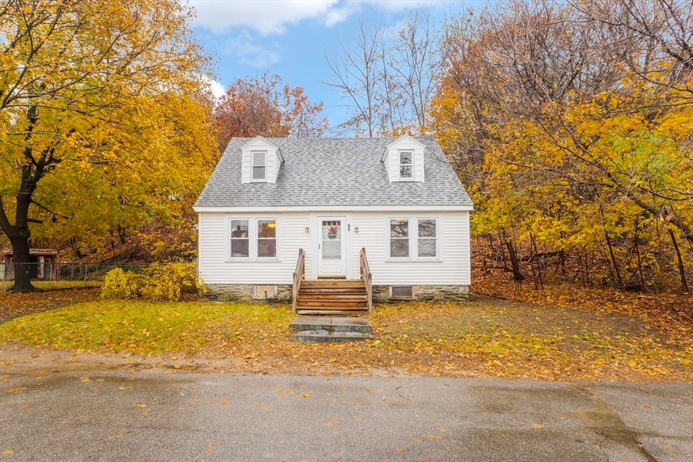 60 Cliff St, Fitchburg, MA 01420 - photo 1