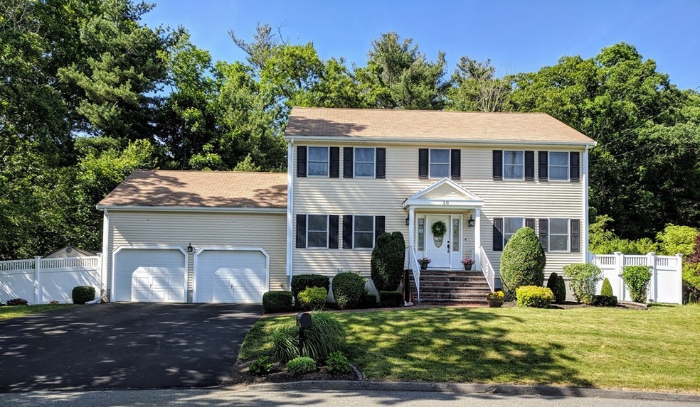 10 Greenhouse Way, Randolph, MA 02368 - photo 1