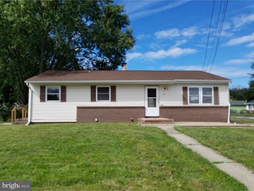 216 Curlew Ln, Mount Holly, NJ 08060 - photo 1