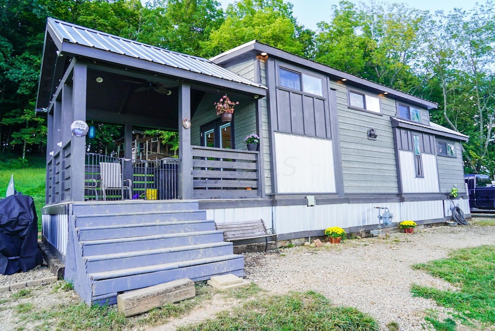 12805 N Pike Rd, Mount Perry, OH 43760 - photo 1