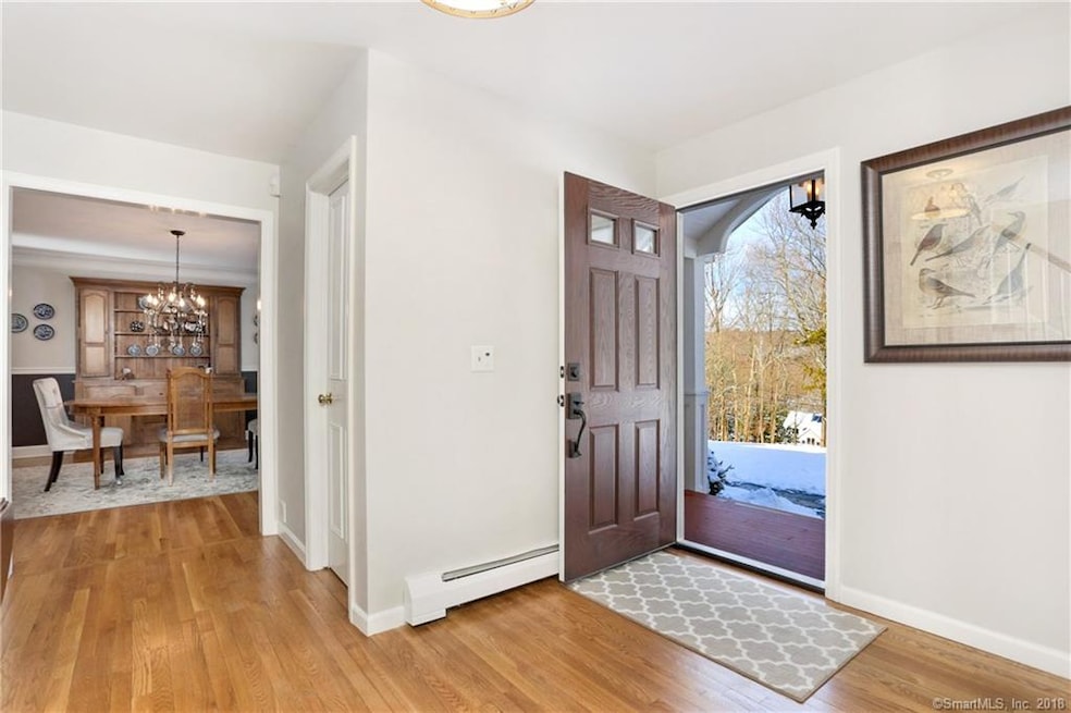 107 Lyons Plain Rd, Weston, CT 06883 - photo 1