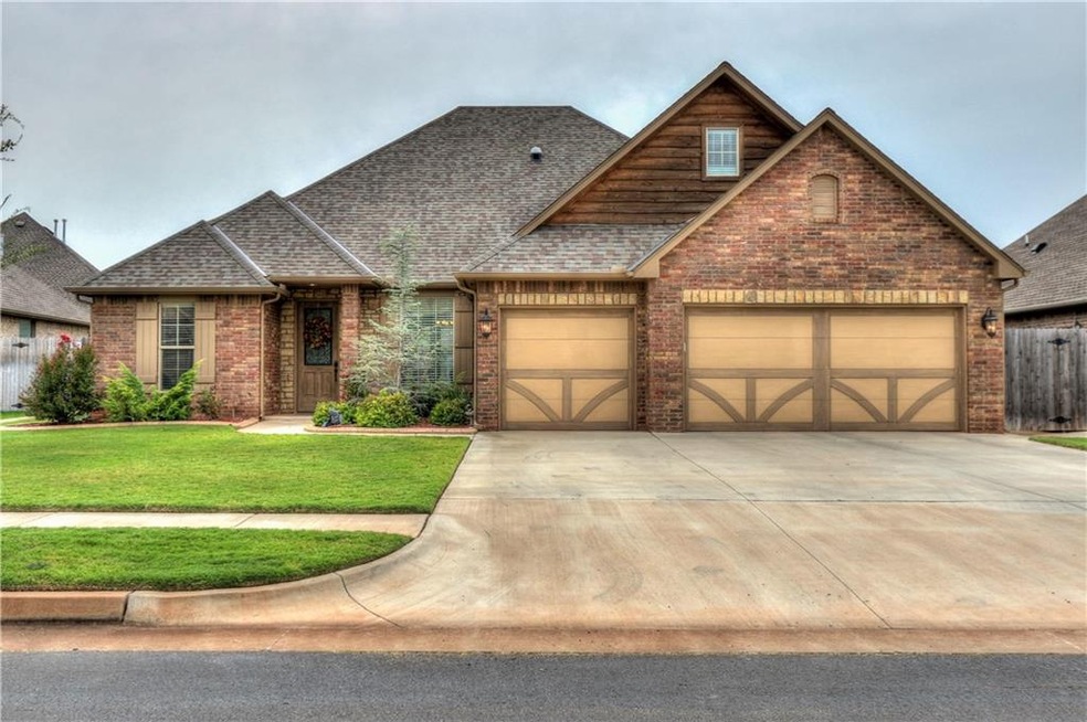 19805 Crest Ridge Dr, Edmond, OK 73012 - photo 1