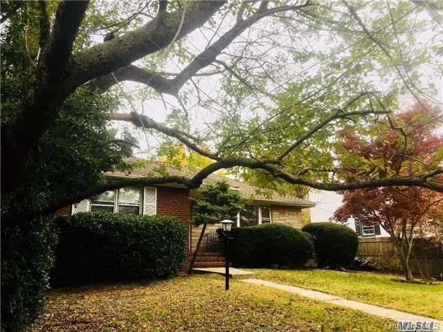 710 Foxhurst Rd, Baldwin, NY 11510 - photo 1