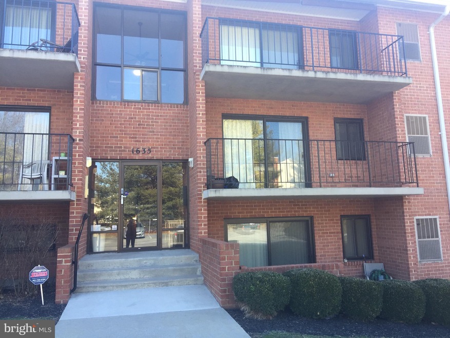 1635 Edgewood Place unit 204, Hagerstown, MD 21740 - photo 1