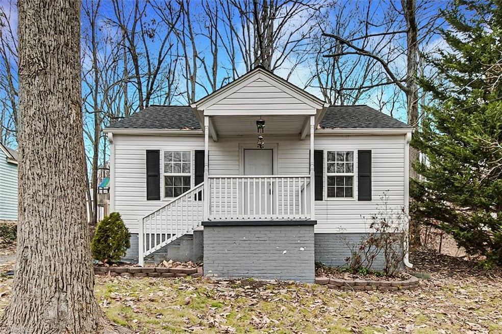 1270 Winslow Ave, Asheboro, NC 27205 - photo 1