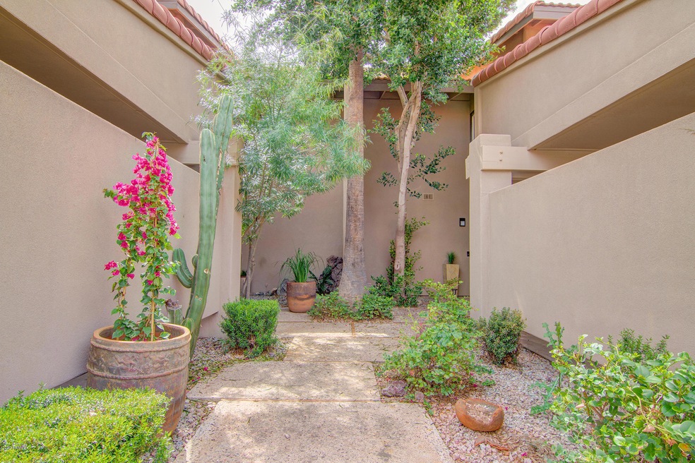 Lush Front Walkway