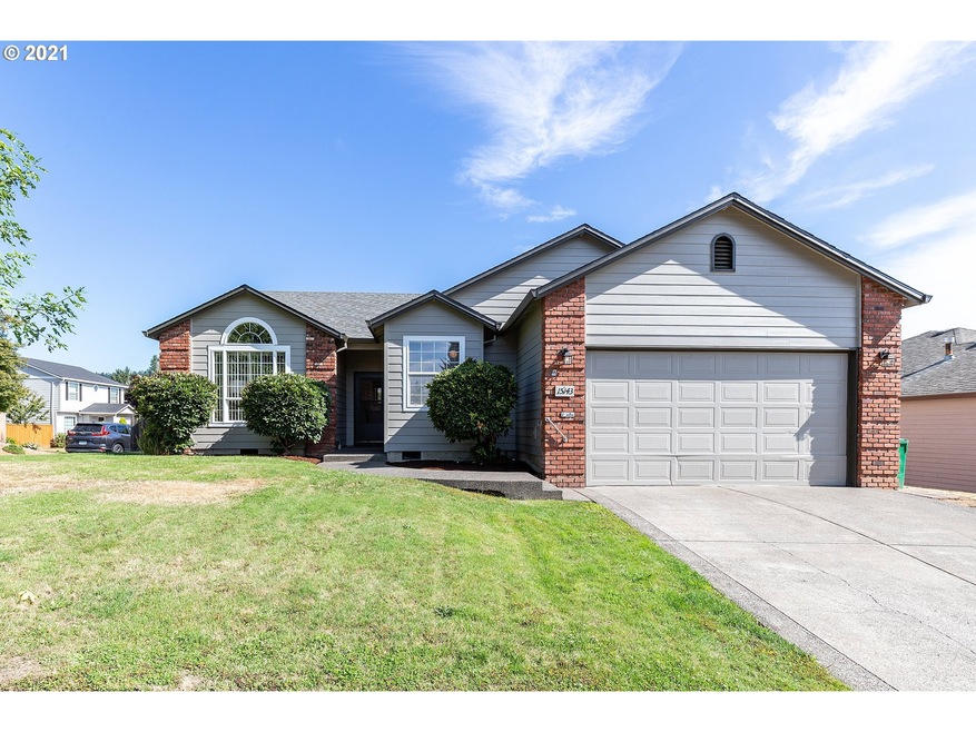 15143 SE Pioneer Dr, Clackamas, OR 97015 - photo 1