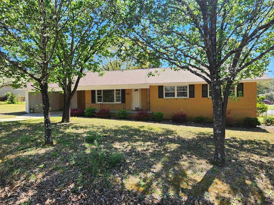 307 Fleming Dr, Bonaire, GA 31005 - photo 1