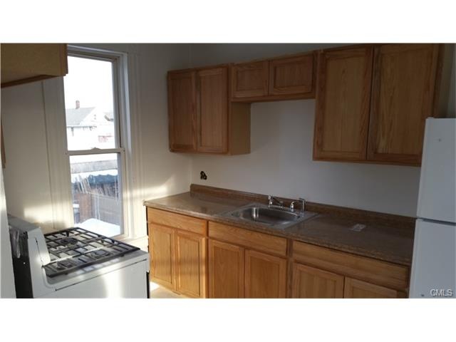 63 Trowel St unit A, Bridgeport, CT 06607 - photo 1