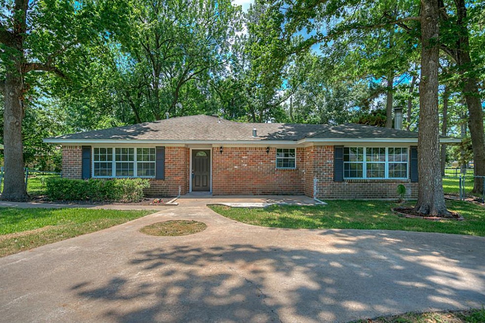 Welcome Home to 2818 Balmorhea Ave!