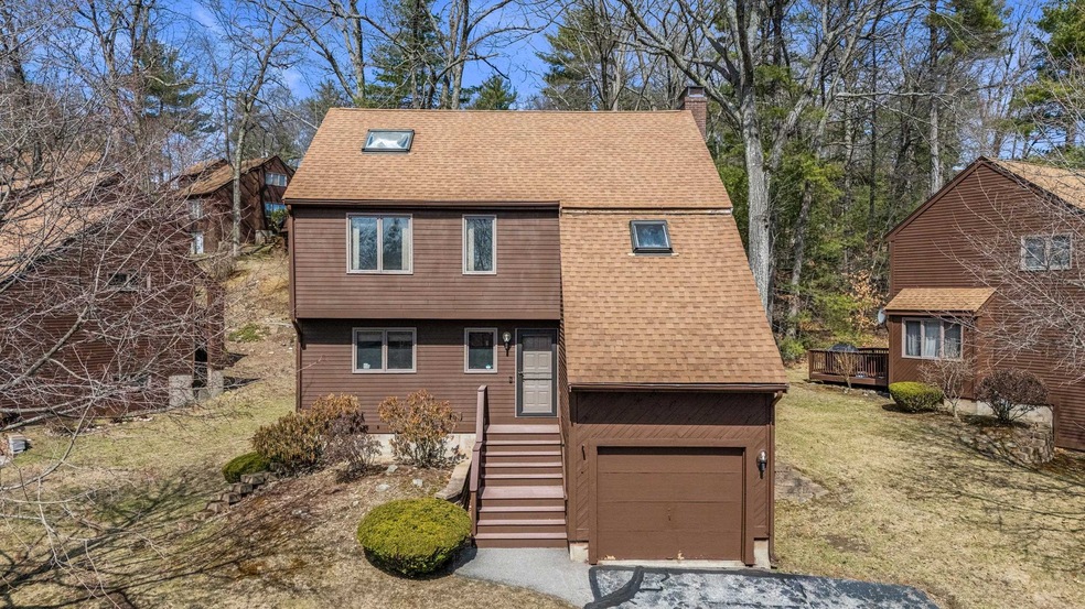 11 Gloucester Ln unit U33, Nashua, NH 03063 - photo 1