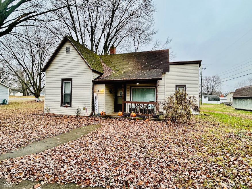 6 S Main St, Roachdale, IN 46172 - photo 1